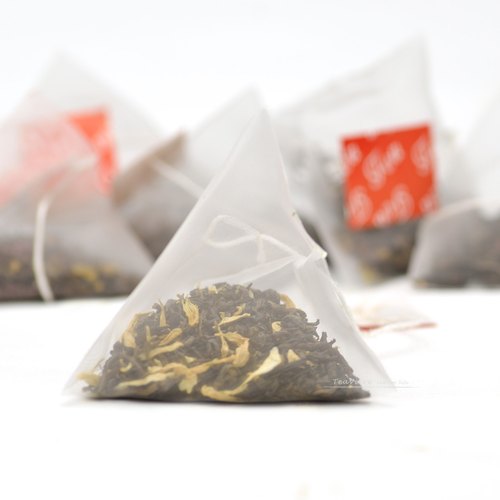 Nonwoven pyramid tea bag packaging machine