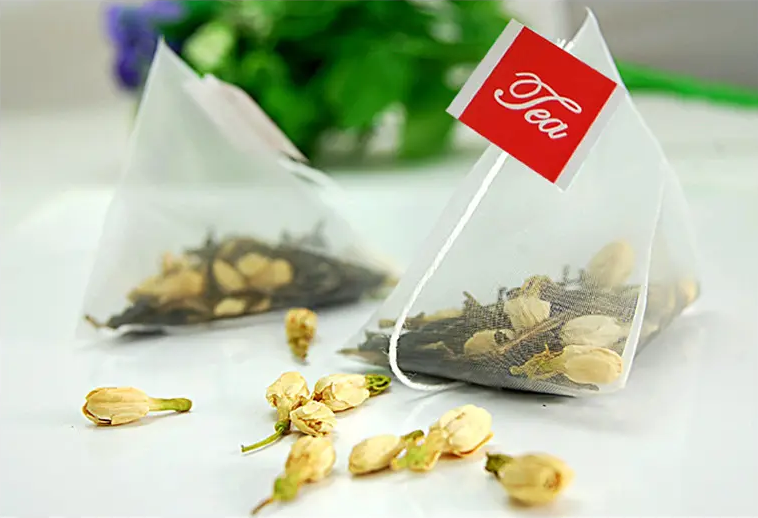 loose tea Pyramid packaging machine