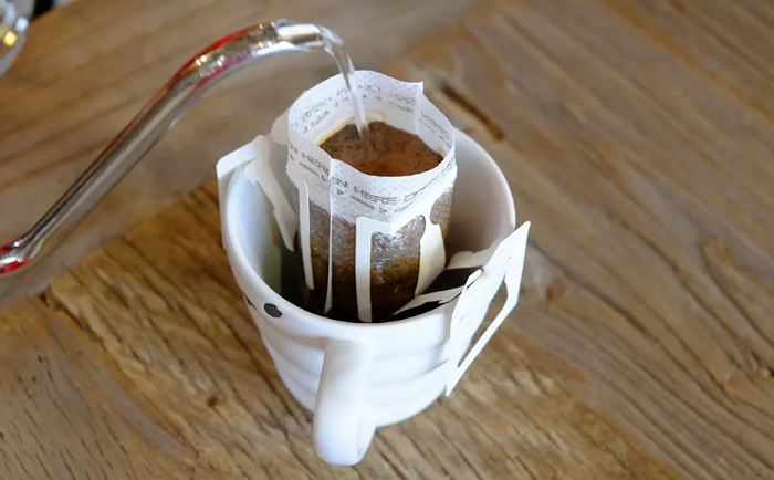 The difference between instant coffee, drip coffee, and freshly ground coffee?