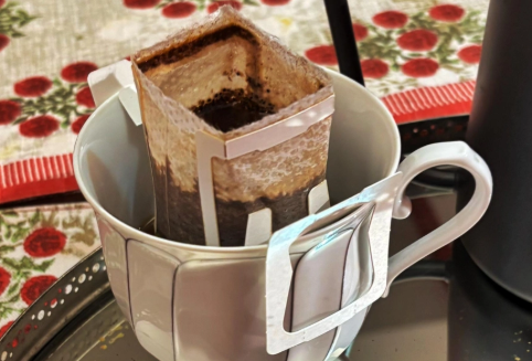 French Ground Coffee Drip Coffee Bag Packing Machine: Creating Refined Single-Serve Coffee with a French Roasting Style French Ground Coffee Drip Coffee Bag Packing Machine: Creating Refined Single-Serve Coffee with a French Roasting Style